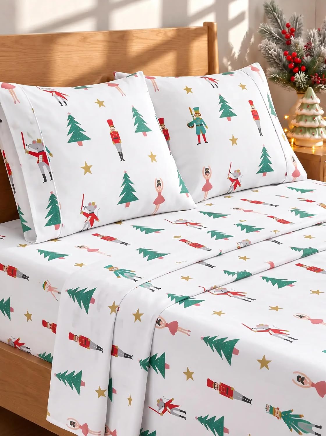 Queen Size 4 Piece Sheet Set - Comfy Breathable & Cooling Sheets - White